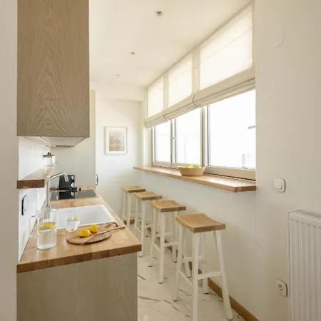 Apartmán Lavish Unique Penthouse Next To The Seafront Soluň