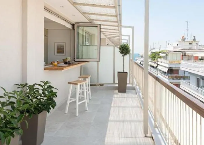 Lavish Unique Penthouse Next To The Seafront Appartement Thessalonique