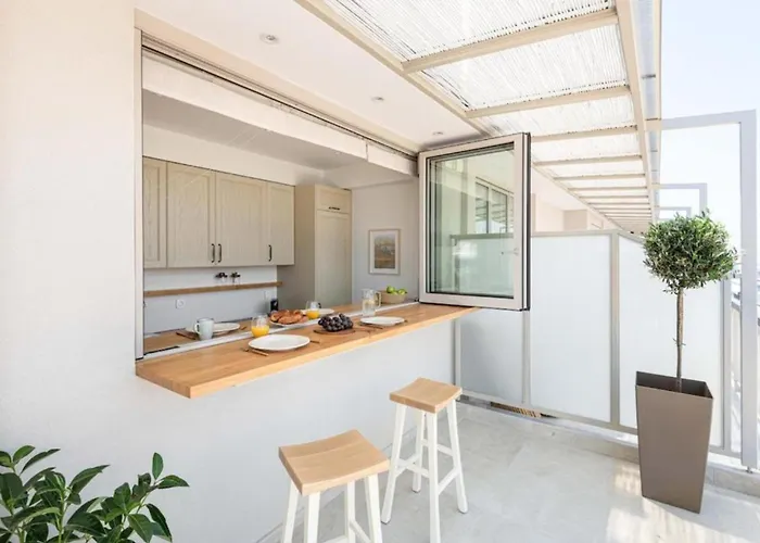 Lavish Unique Penthouse Next To The Seafront Appartement Thessaloniki
