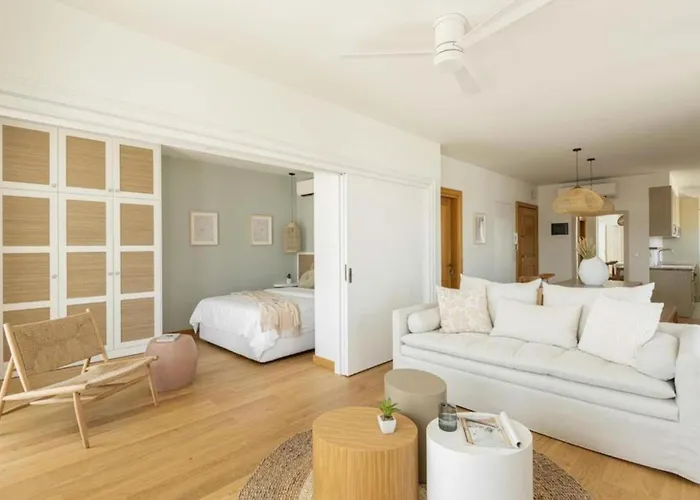 Appartement Lavish Unique Penthouse Next To The Seafront
