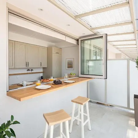 Lavish Unique Penthouse Next To The Seafront Apartment Thessaloniki